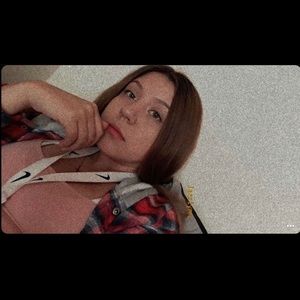 Meet your Posher, Selena